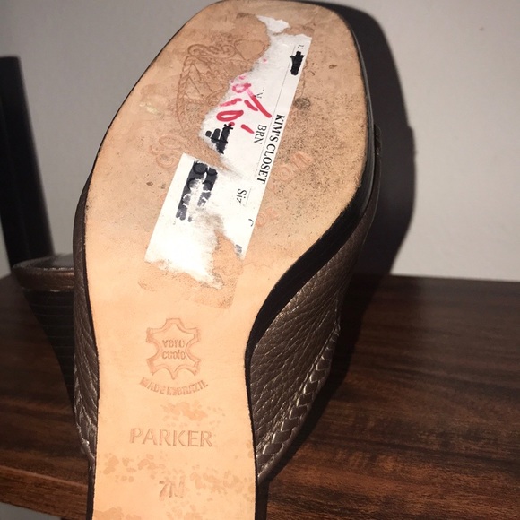 Brighton Brown Leather Slides - Picture 12 of 13